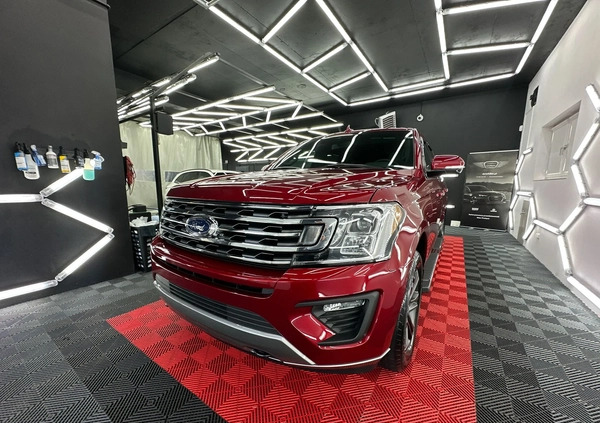 Ford Expedition cena 209000 przebieg: 43000, rok produkcji 2019 z Słupsk małe 781